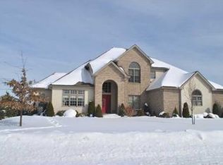 6009 Tuscany Ln, Fairview, PA 16415