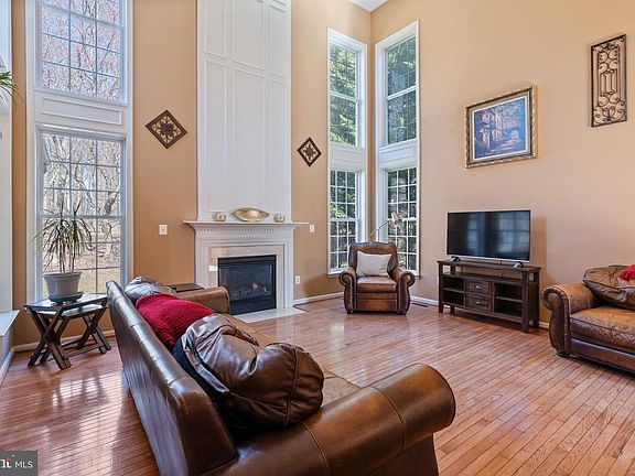 5th image of 12298 Wake Forest Rd