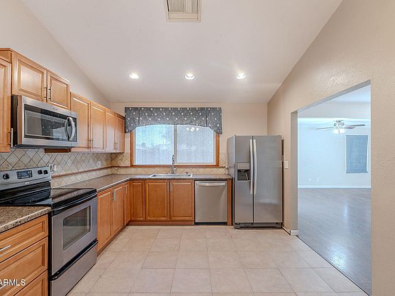 4th image of 12613 N 51st Drive