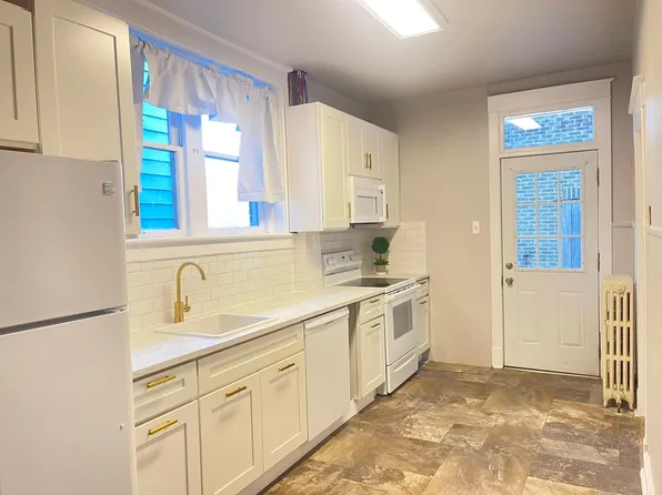 315 W Laurel Blvd #1, Pottsville, PA 17901