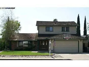 723 Catalina Dr photo 1