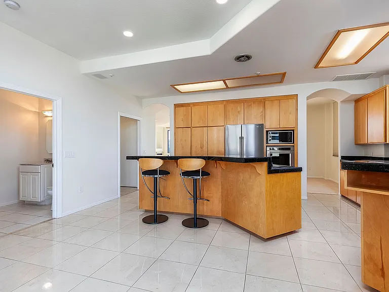 611 G St #321 — Photo 36