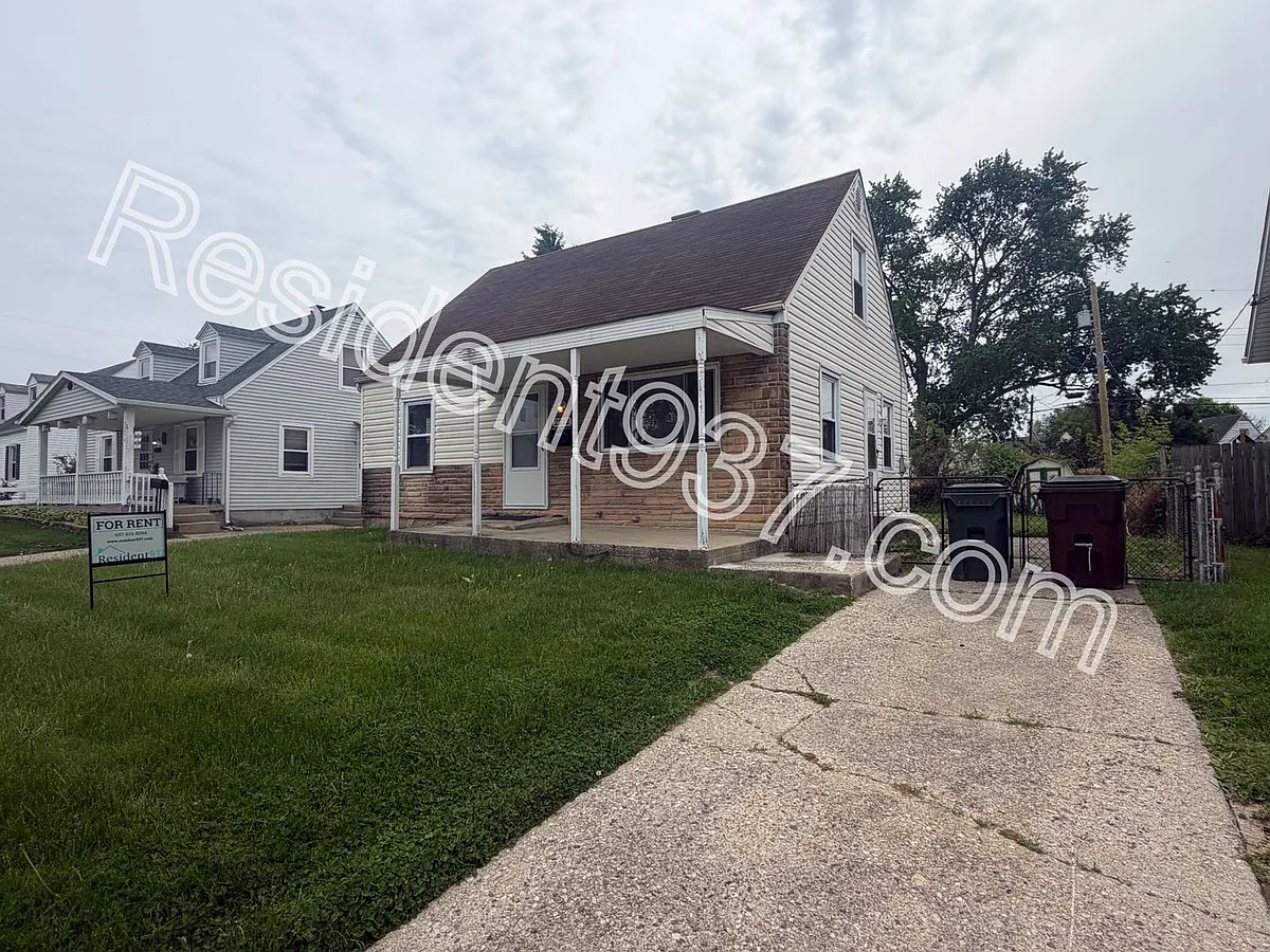 Building Photo - 2212 Farmside Dr