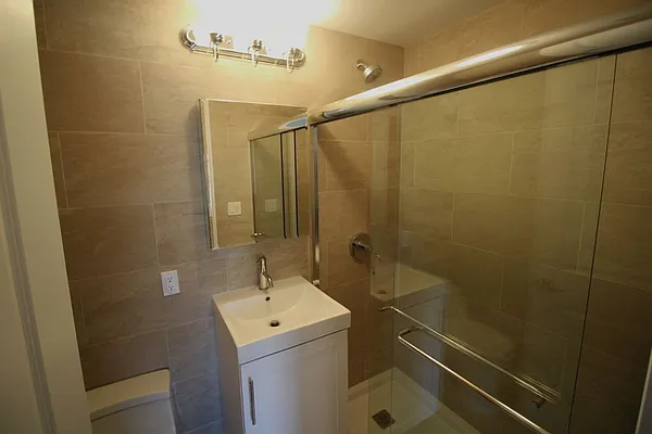 Rented by Highline Residential | media 11