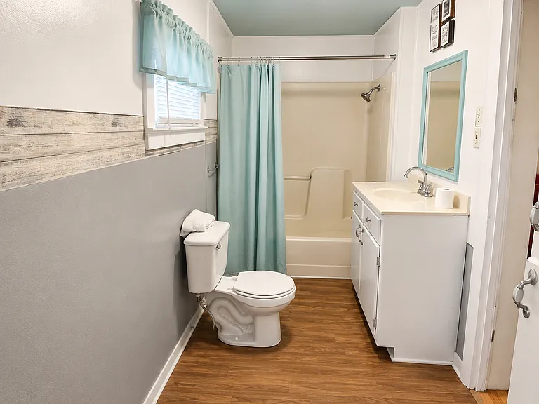 208 W Jefferson St — Photo 5