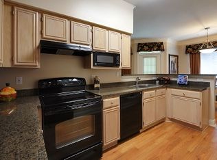 4848 Pin Oak Park APT 409, Houston, TX 77081