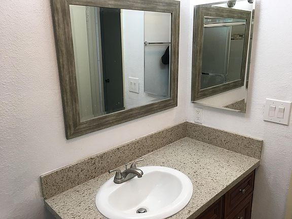 4th image of 10842 Landale St APT 6