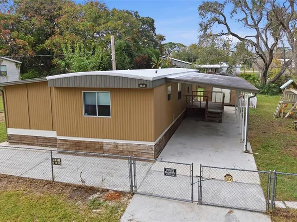 9605 Andy Dr, Hudson, FL 34669