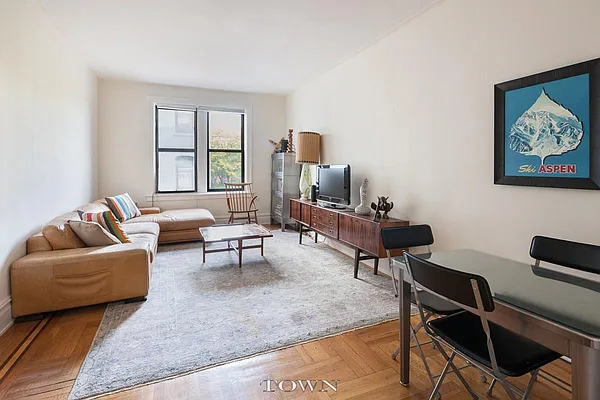 Sold by Town Residential | media 14