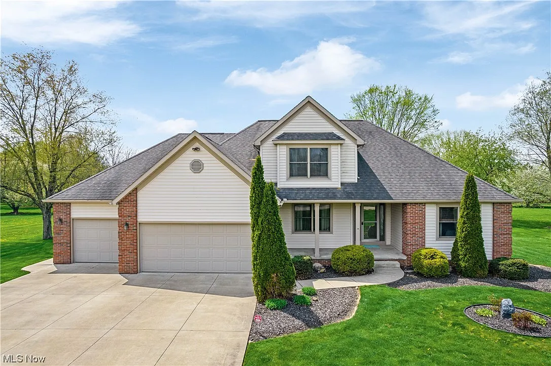 2616 Canaan Dr photo 1