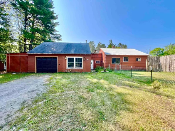 8115 Squaw Creek 18th Rd, Rapid River, MI 49878