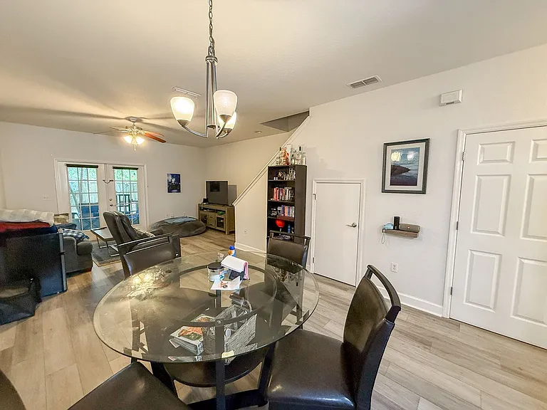 2508 SW 35th Pl #T117 — Photo 6