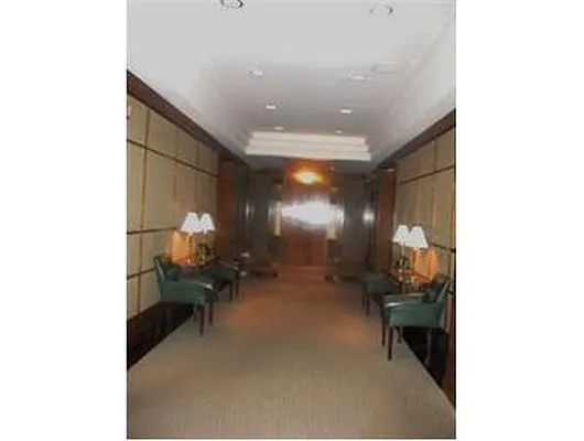 Rented by Douglas Elliman | media 28