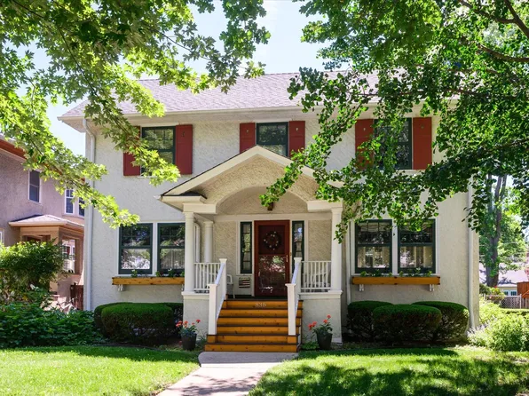 836 N Grove Ave, Oak Park, IL 60302