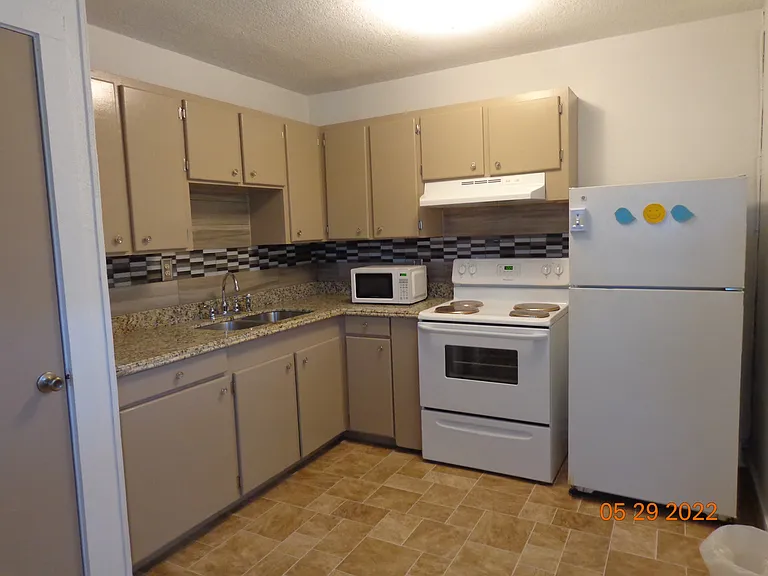 705 N 1st Ave — Photo 27