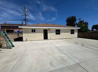 16446 California Ave #1/2, Paramount, CA 90723