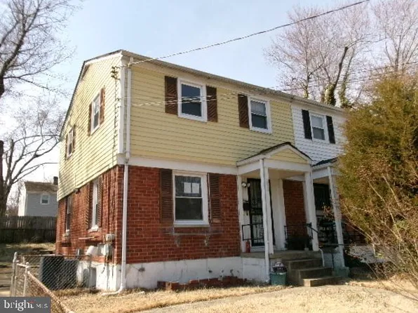 5901 Shoshone Dr, Oxon Hill, MD 20745