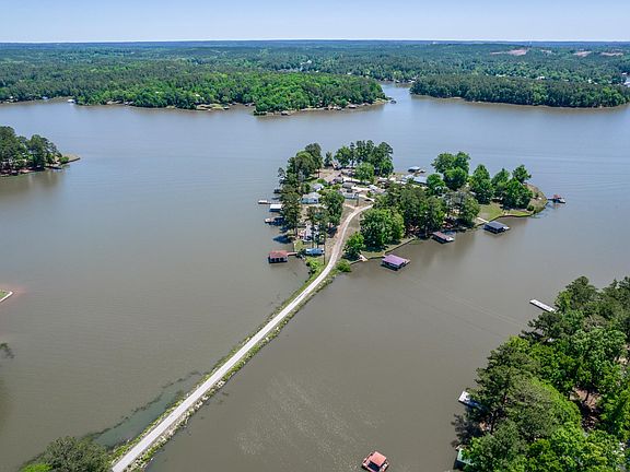3rd image of 123C Haralson Dr