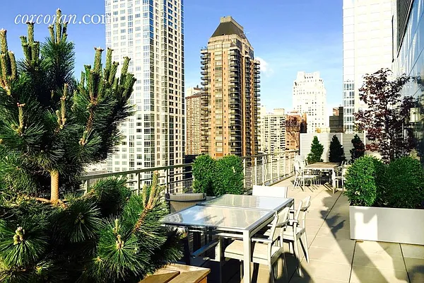 Rented by Corcoran | media 30