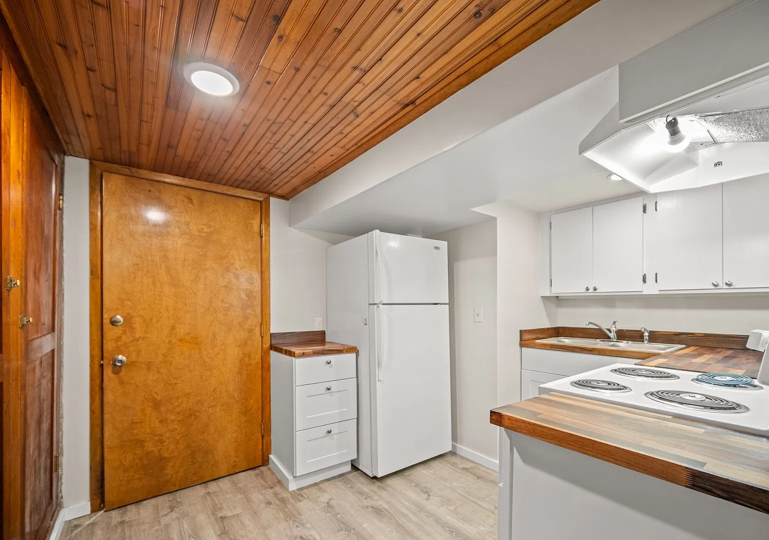 1516 N. Portland St. — Photo 4