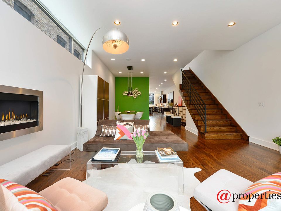 Living Room / Dining Room