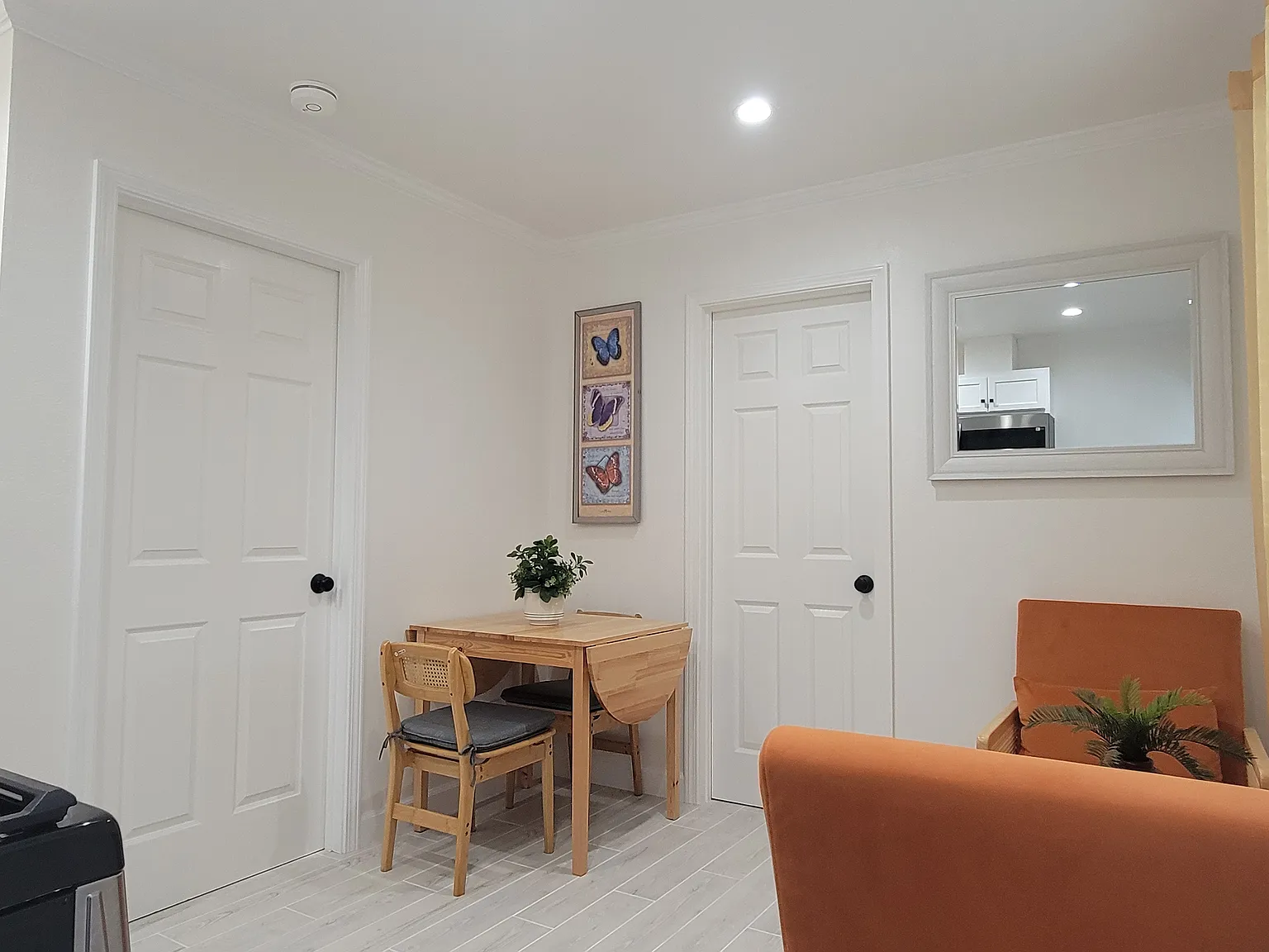 1 bed, 550 sqft, $2,400 — Photo 3