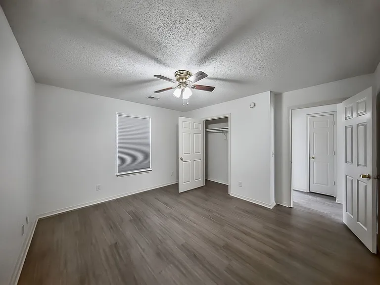 1001 Main St SE #2 — Photo 11