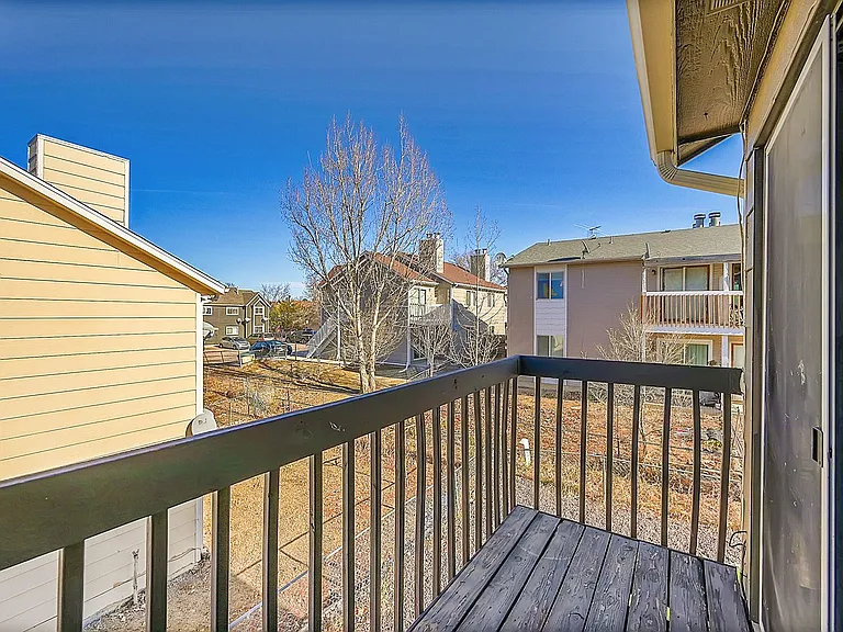 1051 Mazatlan Cir #D — Photo 31
