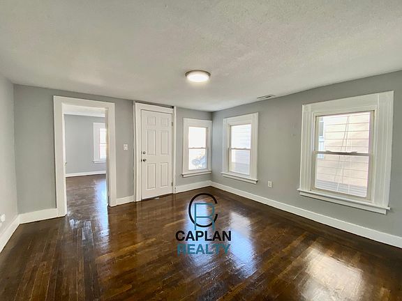 4th image of 840 Congress Ave #3