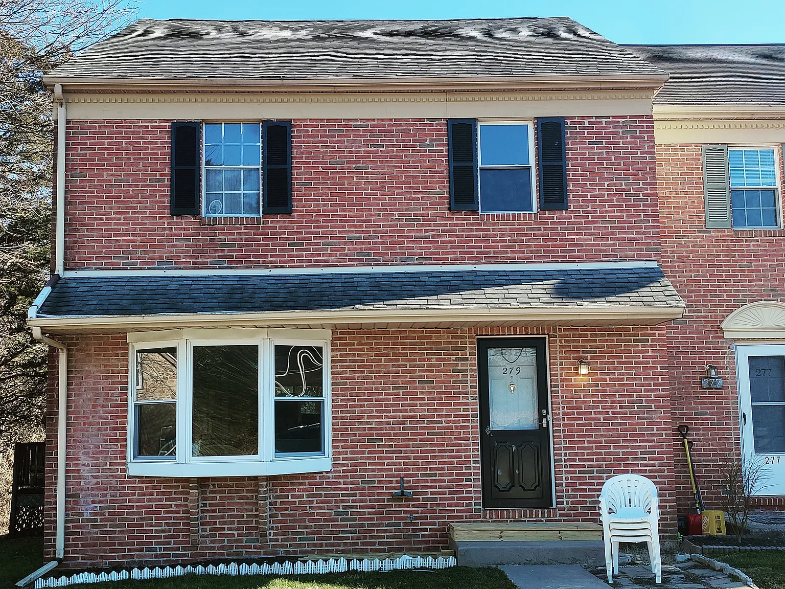 3 bed, 1.5 bath, 2043 sqft, $2,500 — Photo 3