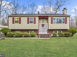 102 Washington Ave, Chesilhurst, NJ 08089