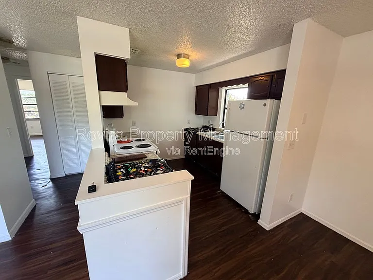 1809 Bronson Dr #D — Photo 7
