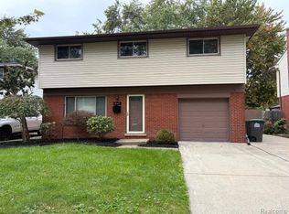 9840 William St, Taylor, MI 48180