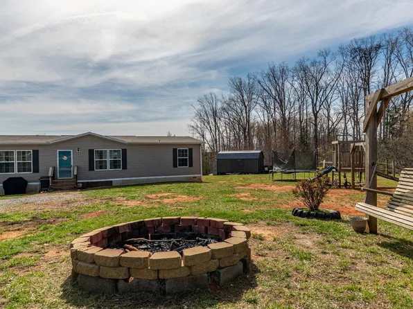 6024 Bear Creek Rd, Rustburg, VA 24588