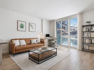 15 E 19th St #2B, Brooklyn, NY 11226