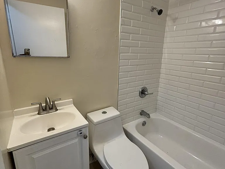 713 4th Ave S #713 — Photo 7
