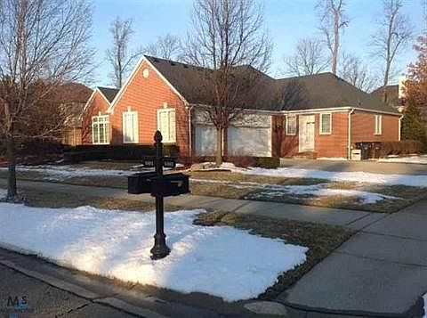 4th image of 54474 Sassafras Dr