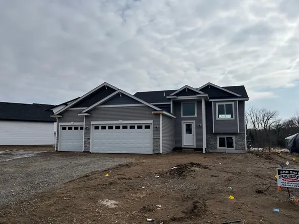 22842 Topaz St, Saint Cloud, MN 56301