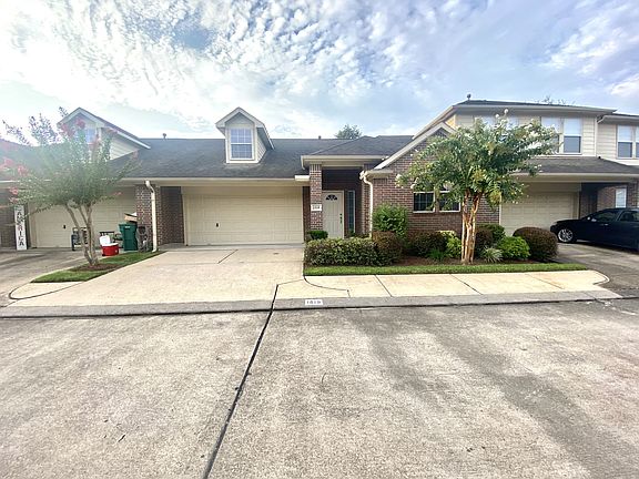 2nd image of 1519 Village Townhome Dr