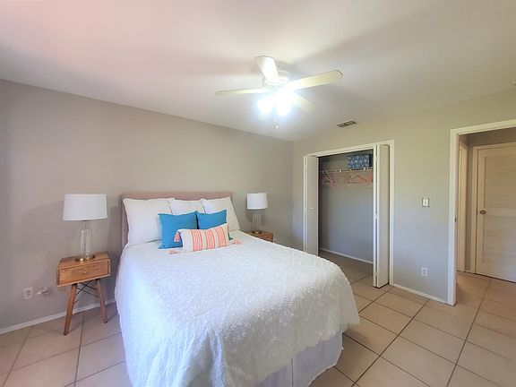 5th image of 1400 Gandy Blvd N Unit 1016