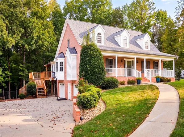 182 Crowfoot Ct, Lexington, NC 27295