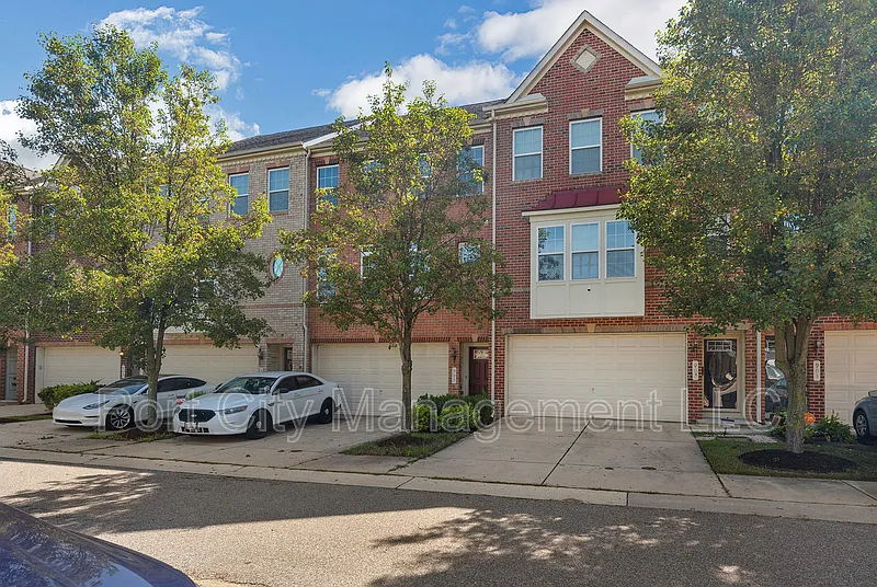 905 Hall Station Dr
