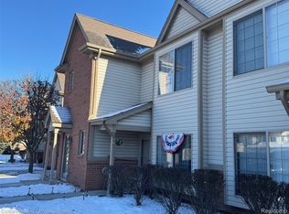 41022 Rose Ln, Clinton Township, MI 48036
