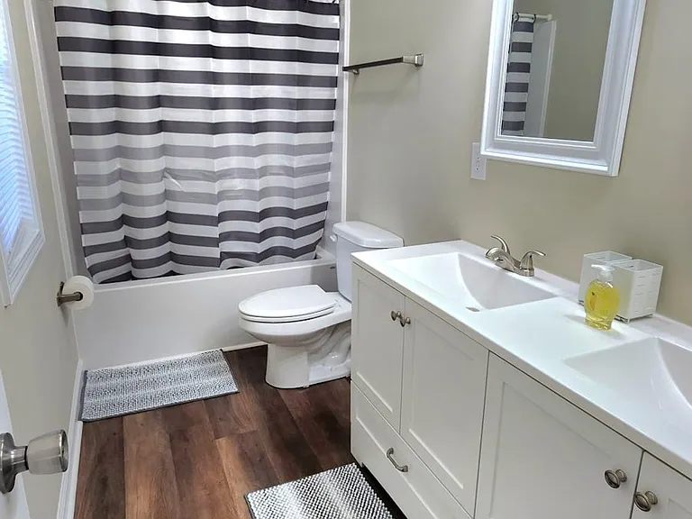 376 Washington Dr #MASTER — Photo 9