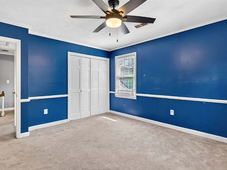 636 N Wilkinson Dr — Photo 30