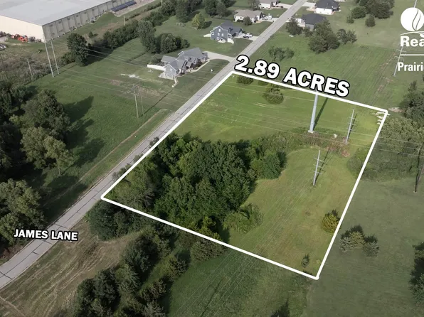 92 James Ln, Sedalia, MO 65301