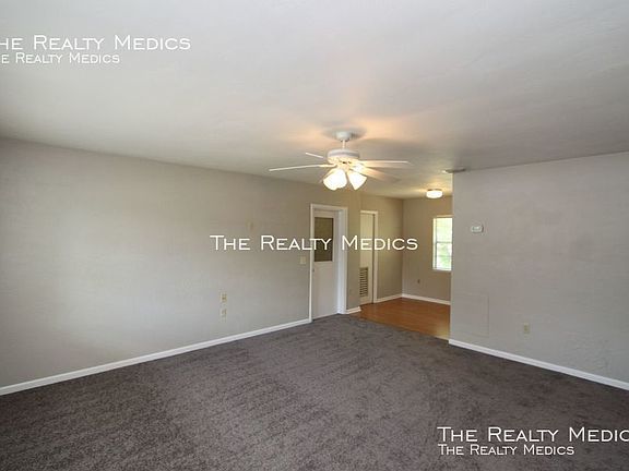 3rd image of 119 Stewart Ave APT A