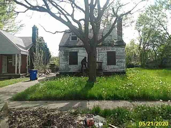 6185 Radnor St, Detroit, MI 48224
