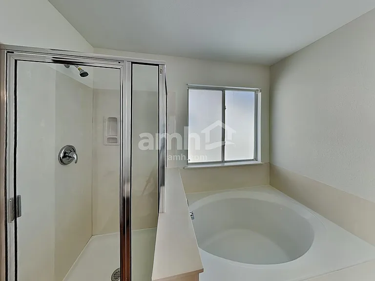 7919 Oak Pointe — Photo 14