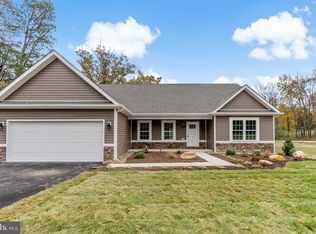 74 Mdg Ct, Berkeley Springs, WV 25411